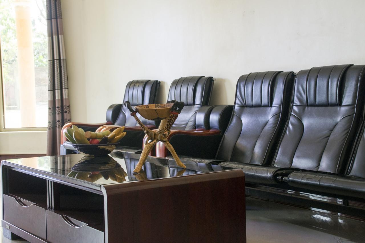 Rays Hotel Mbarara Buitenkant foto