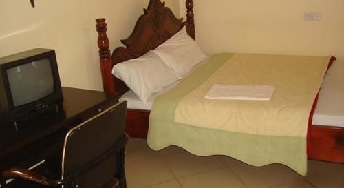 Rays Hotel Mbarara Buitenkant foto